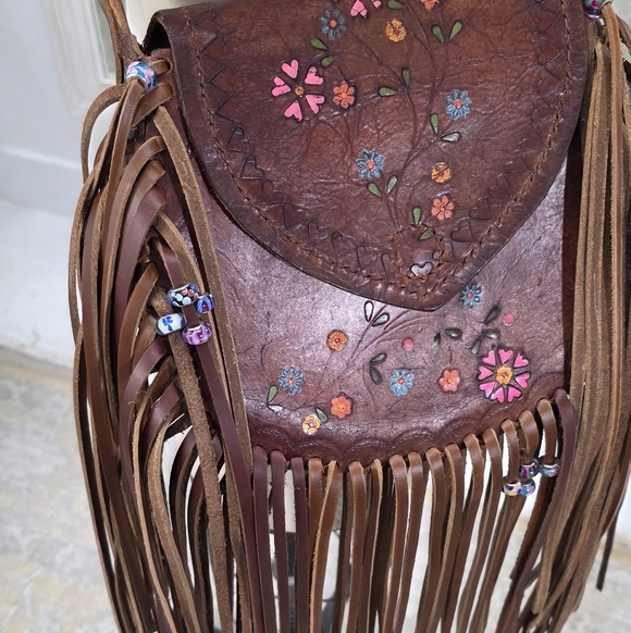Handmade Tooled Leather Fringe Bag - Picture 10 of 12